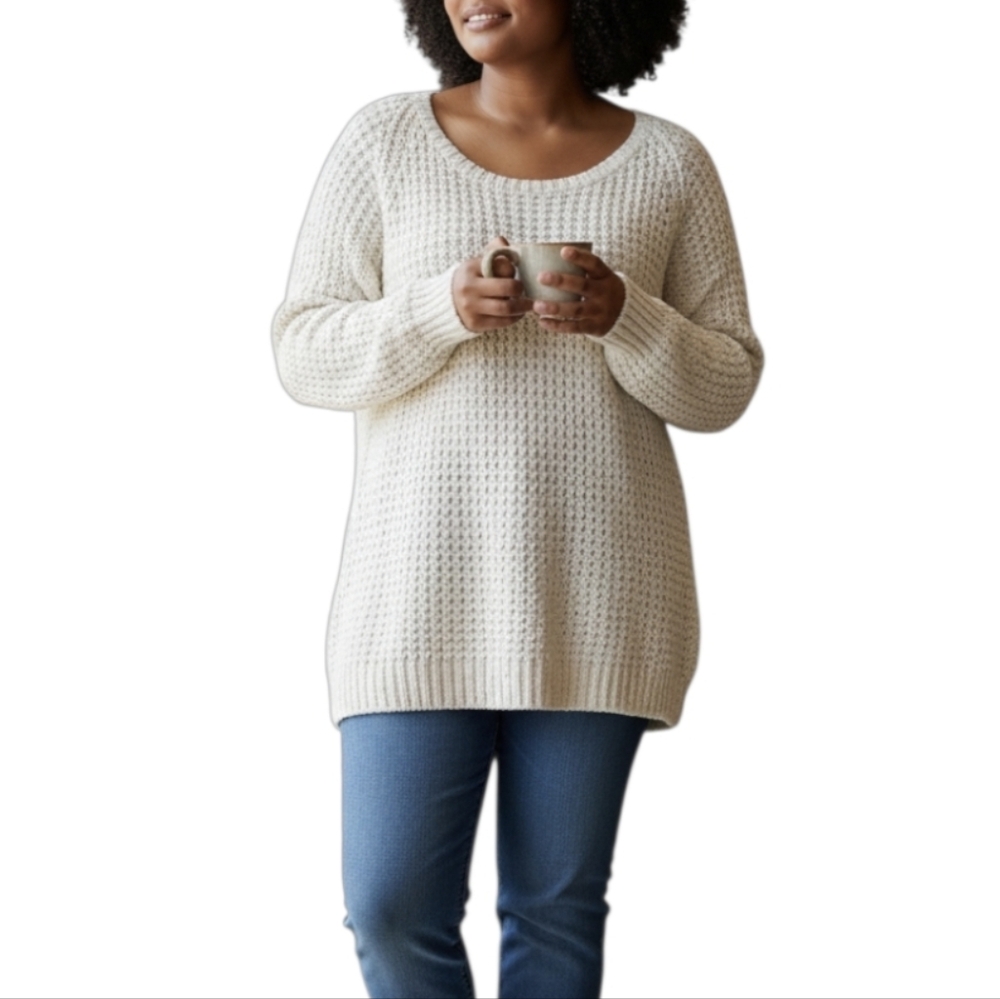 NWT Lane Bryant Ivory Silver Lurex Sequins Sweater. Size 14/16.